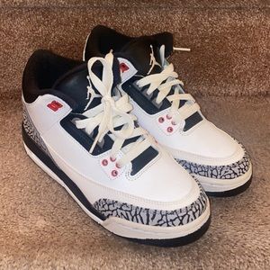 Air Jordan 3s size 5Y